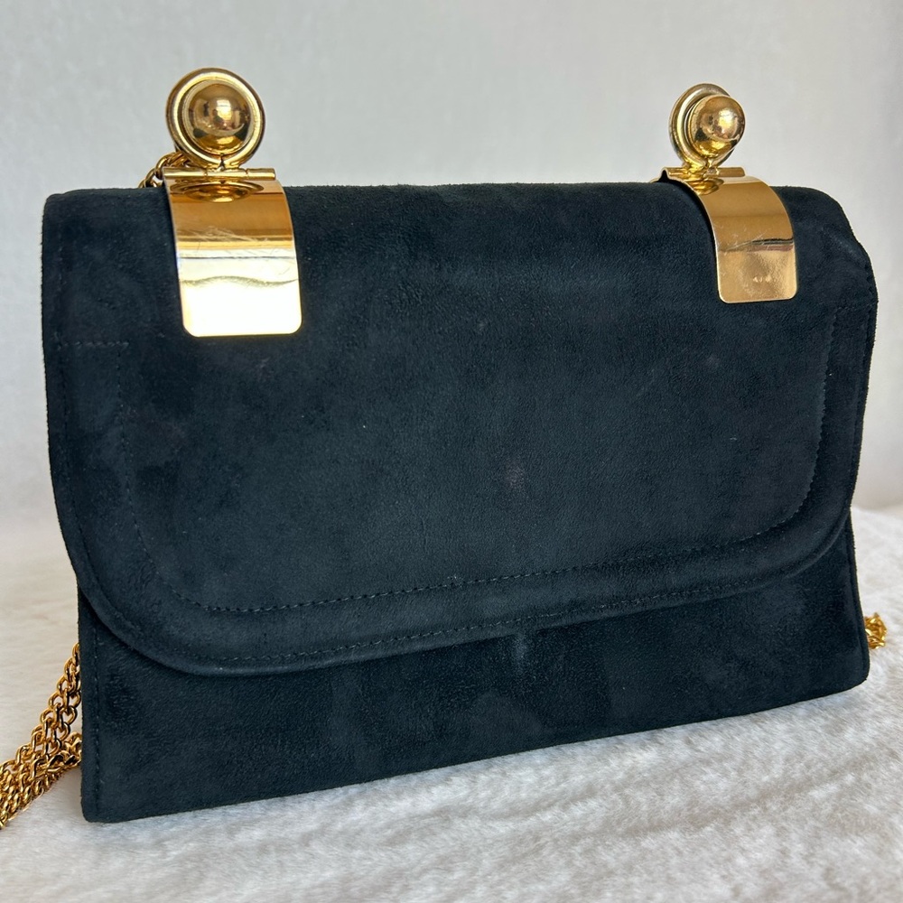 Vintage 1960 Meyers Made in USA Black Suede Gold Chain Strap Shoulder Bag Purse - Picture 4 of 12